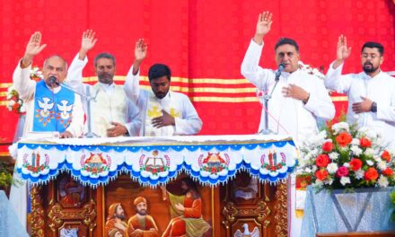 തുരുത്തി അഭിഷേകാഗ്നി ബൈബിൾ കൺവെൻഷൻ: ദൈവം കരുണ ചൊരിഞ്ഞ മൂന്നാം ദിനം.
