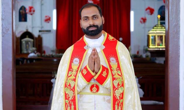 ബഹുമാനപ്പെട്ട ലിജോ മാഞ്ഞൂർ CMI അച്ചന് PDM റൂഹാ മൗണ്ടിലേക്ക് സ്വാഗതം.